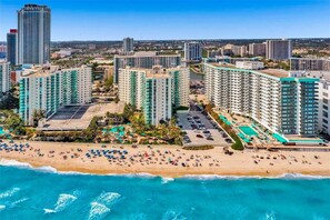 Beach - Beachfront 2br at The Tides - Great Views (Hollywood)