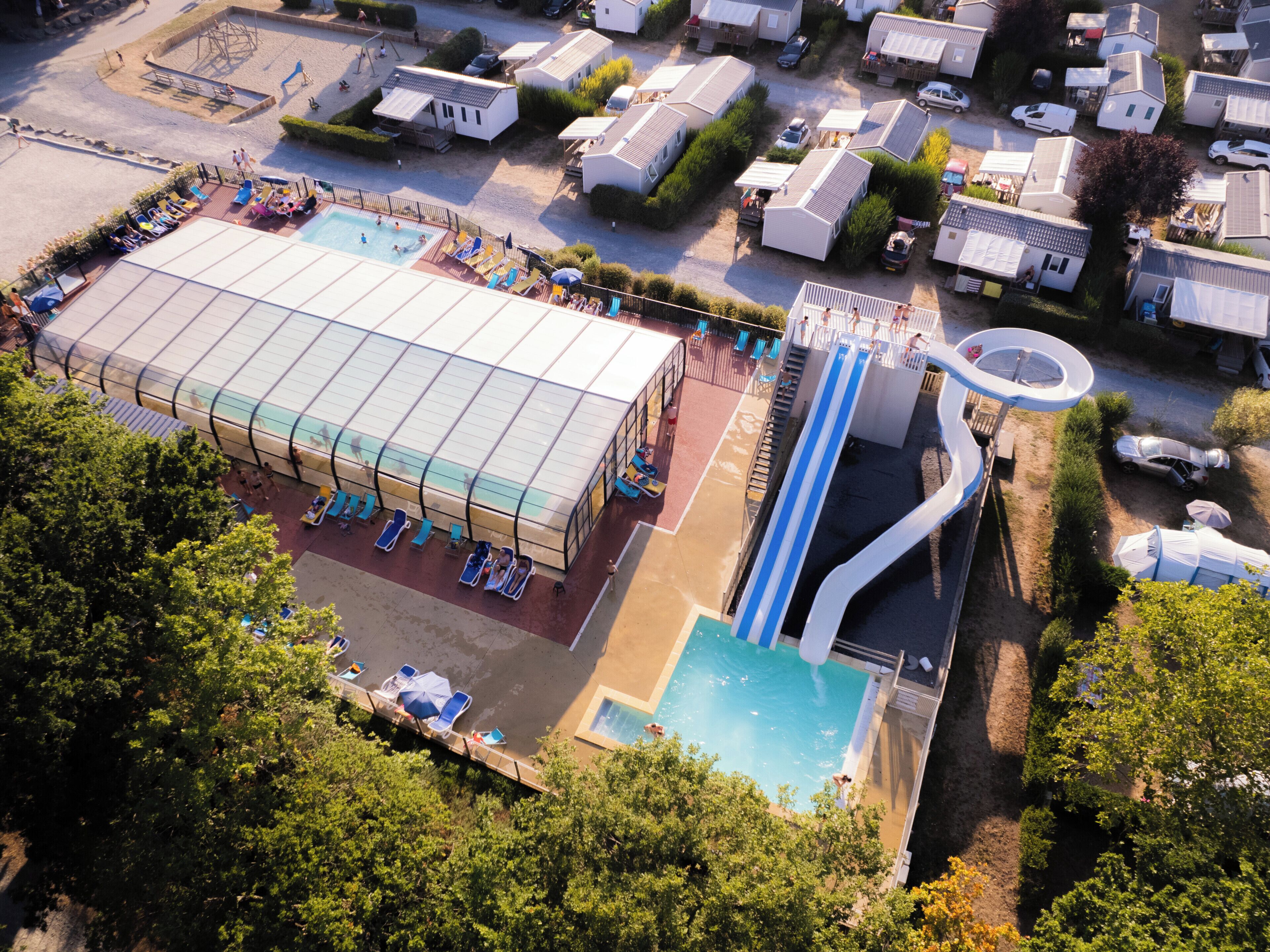 Piscine couverte, piscine chauffée