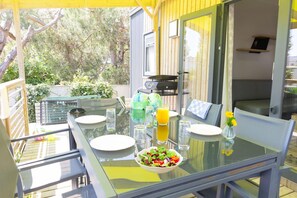 Outdoor dining - Gildas - Privilège 2 – 5p (1) (Préfailles)