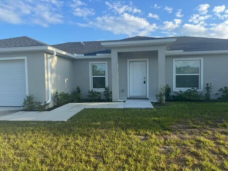 Exterior. New 4-Bedroom Home – Perfect for Your Stay!
