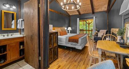 The Lost Compass - Suite #4 - Cozy Cabin Retreat