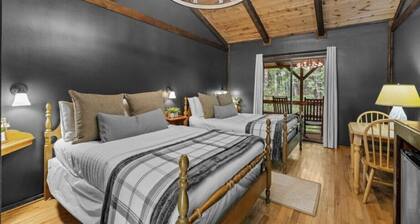 The Lost Compass - Suite #2 - Cozy Cabin Retreat