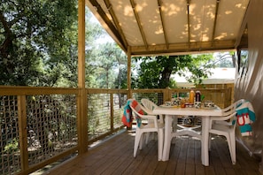 Outdoor dining - Palmyre - Eco-lodge 2 - 4p (7) (Les Mathes)