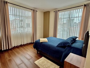 1 chambre, fer et planche à repasser, Wi-Fi, draps fournis