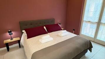 Classic Double Room | Blackout drapes, iron/ironing board, free WiFi
