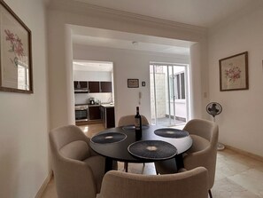 Dining - Condesa Residence Campeche 2 (Mexico City)