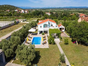 Exterior - Holiday home Marina with pool (Sukošan)
