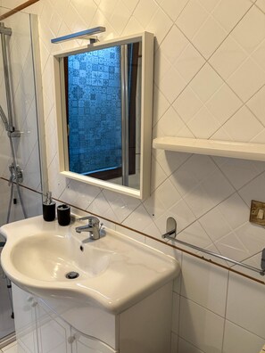 Hair dryer, towels - Marci’s House - Roma (Roma)