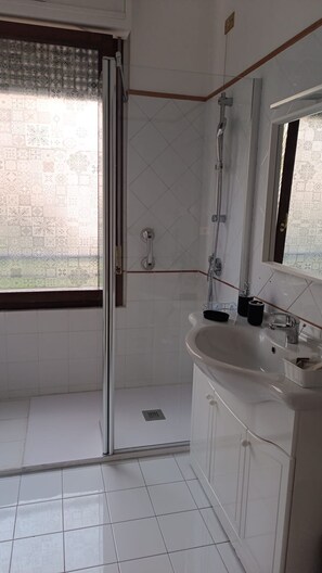 Hair dryer, towels - Marci’s House - Roma (Roma)
