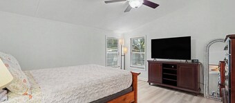 Charming 4-bedroom home in Riverview