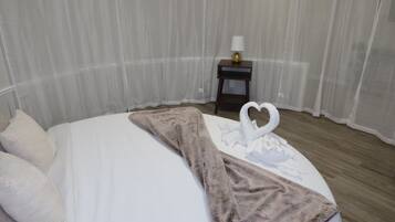 2 soverom, internettilgang og sengetøy