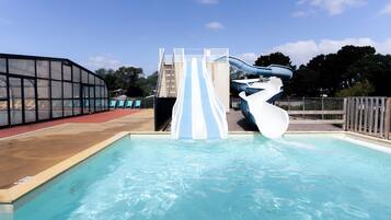 Piscine couverte, piscine chauffée