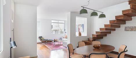 House, Patio, City View | Interior