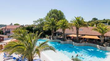 Una piscina climatizada