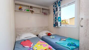 3 bedrooms