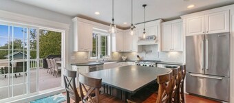 Family friendly beach town with access to beach club