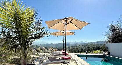 Finca Moderna w/Private Pool & Views/Tolox
