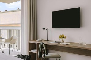 Ropa de cama de alta calidad, minibar y decoración personalizada 