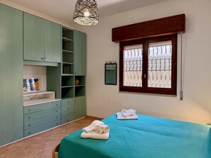 3 Schlafzimmer, Bügeleisen/Bügelbrett, Reisekinderbett, kostenloses WLAN