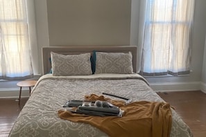 2 bedrooms, WiFi, bed sheets