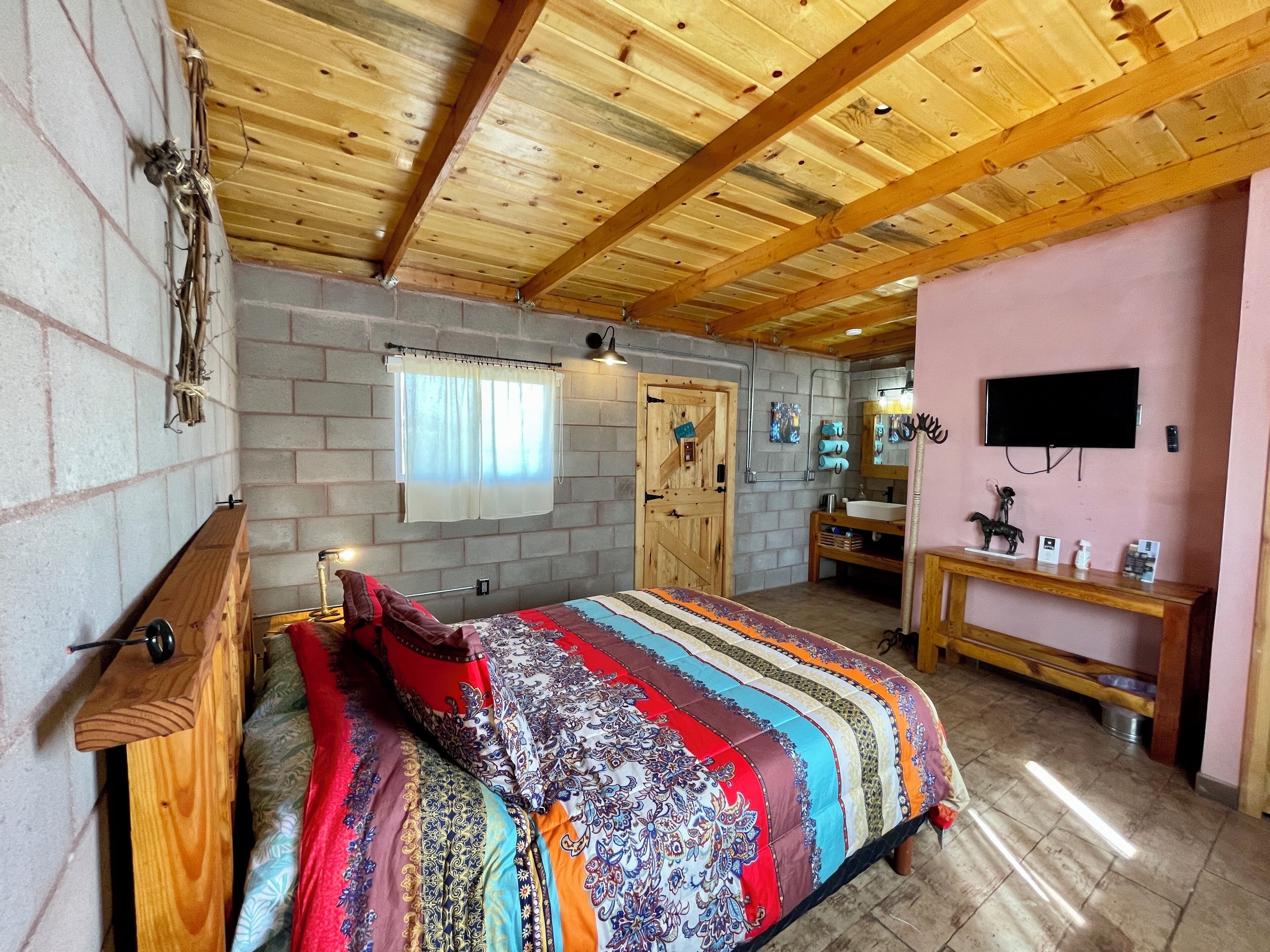 4 chambres, fer et planche à repasser, Wi-Fi, draps fournis