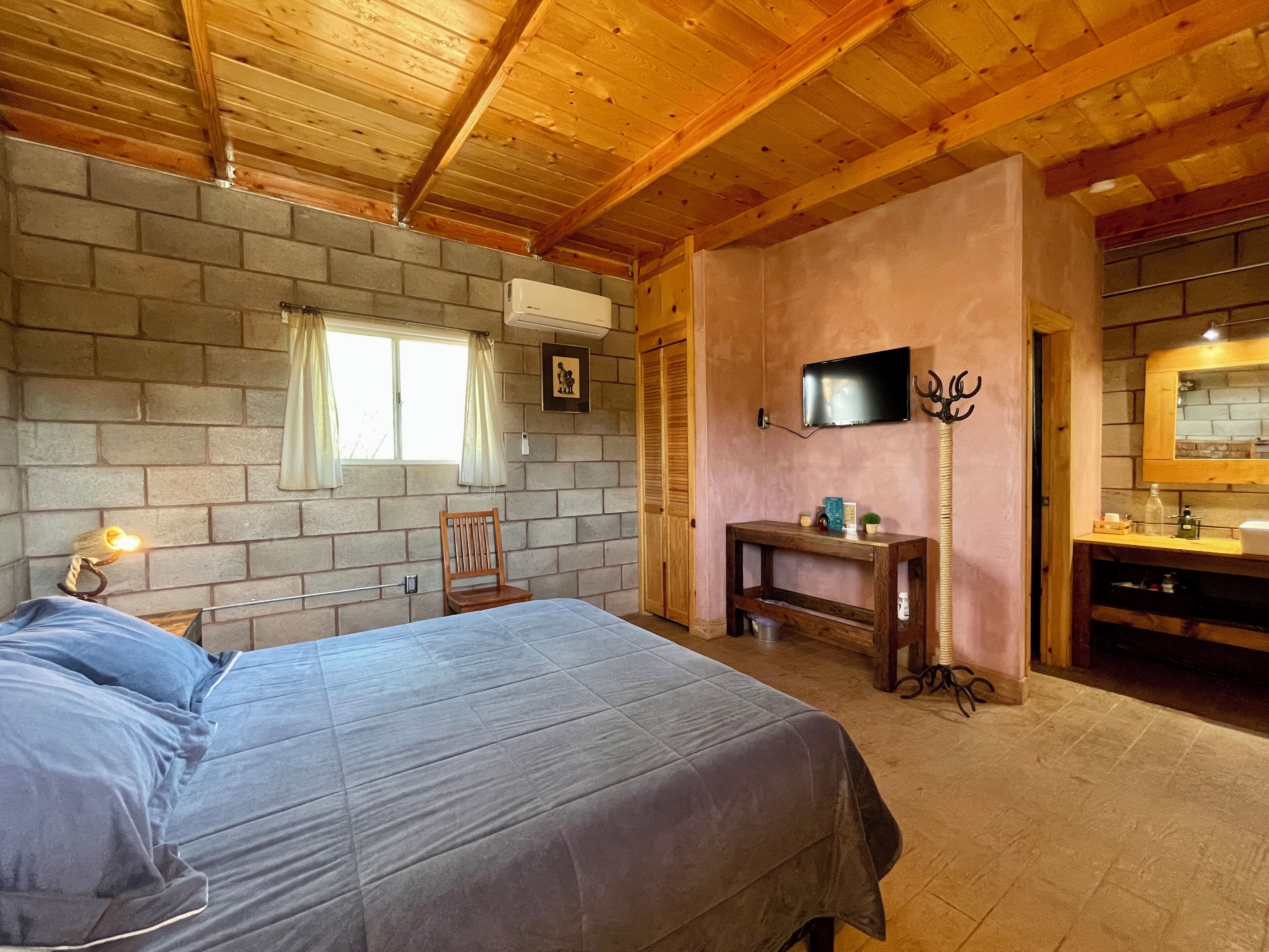 4 chambres, fer et planche à repasser, Wi-Fi, draps fournis