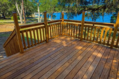 Cozy 1-bedroom lake front cabin in the quaint town of Keystone Heights, FL