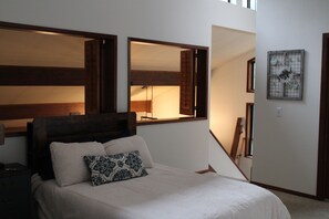 4 bedrooms, desk, free WiFi, bed sheets - Cozy, peaceful mountain retreat in Lake Davis, Portola. Outdoor lover getaway! (Portola)