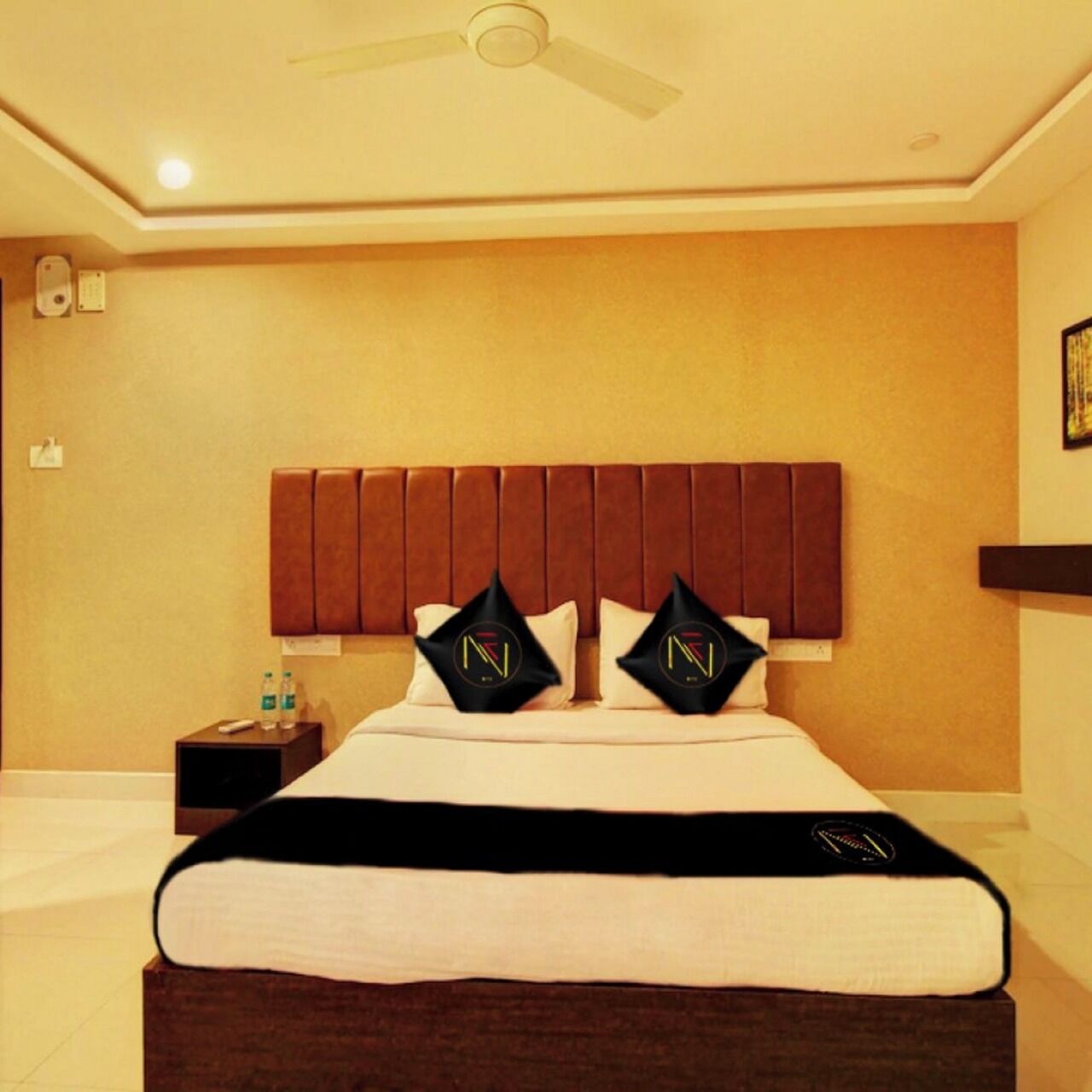 Deluxe Room | Desk, laptop workspace, free WiFi