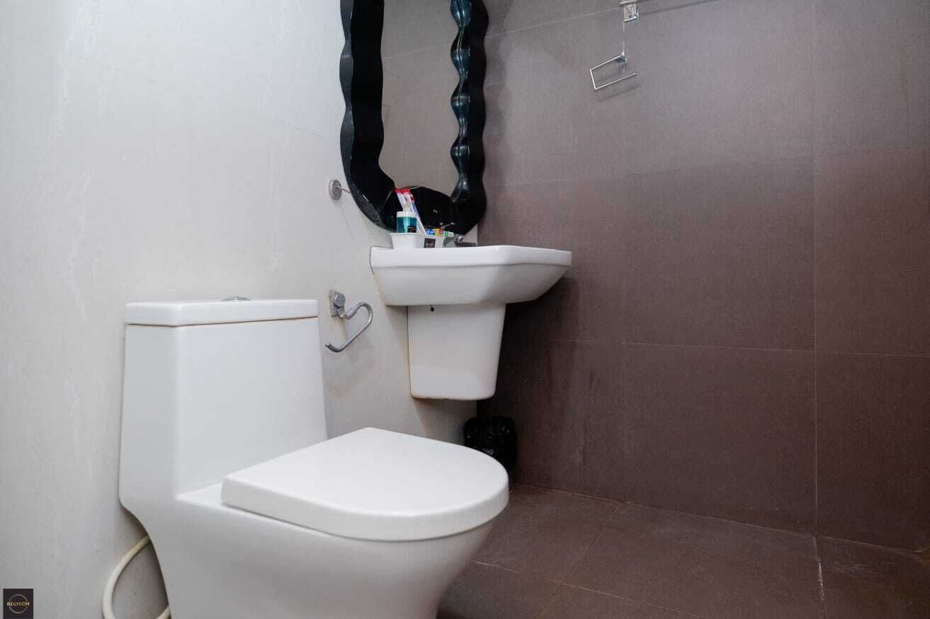 ห้องคลาสสิก | ห้องน้ำ | ฝักบัว, ผ้าเช็ดตัว, สบู่, ยาสระผม