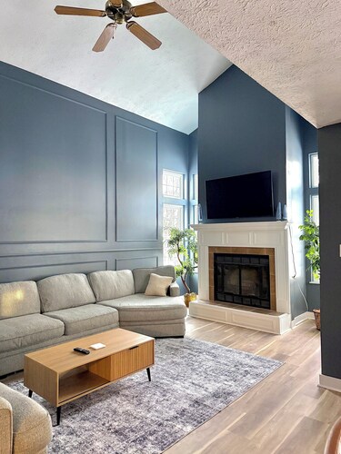 Minutes to Grand Park - 4BR - Sleeps 10 - Carmel