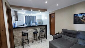 Interior - 2-Bedroom Penthouse with BBQ (Rio das Ostras)