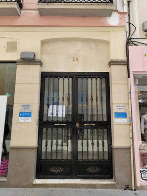 Exterior detail - Intimate and cozy apartment in the center of town (Granada)