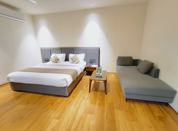 Habitación Premium | Escritorio y wifi gratis