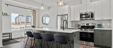 Microwave, oven, stovetop, dishwasher