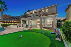 Exterior - Golf, Lake & Indio Mountain Views, Pool, Spa, BBQ, Games (Indio)