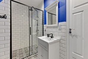 Comfort Apartment, City View | Bathroom - Louise Apartment Old Town Długa Street (Gdańsk)