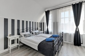 Comfort-lejlighed - byudsigt | Mørklægningsgardiner, strygejern/strygebræt, gratis Wi-Fi