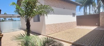 Canto do Cruz - Ilha Comprida, Fully equipped house with air conditioning and barbecue.