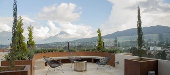 FIRA LUMIÈRE | Exclusive and comfortable apartment near Interplaza