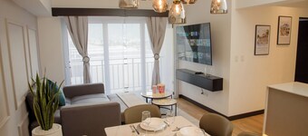 FIRA LUMIÈRE | Exclusive and comfortable apartment near Interplaza