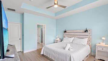 3 bedrooms, iron/ironing board, WiFi, bed sheets