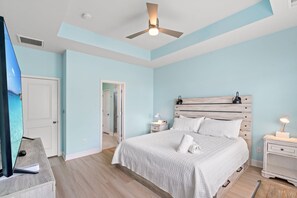 3 chambres, fer et planche à repasser, Wi-Fi, draps fournis