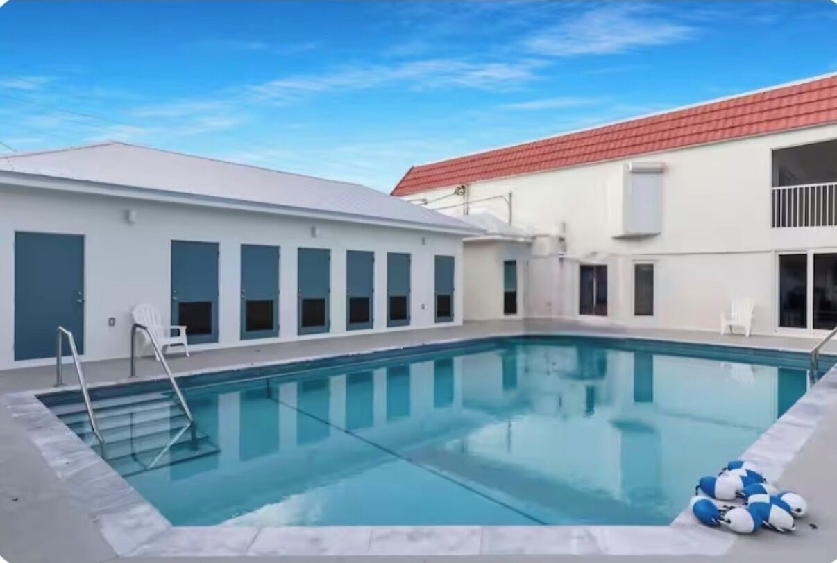 Piscine extérieure, piscine chauffée