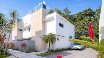 House, Garden View | Exterior