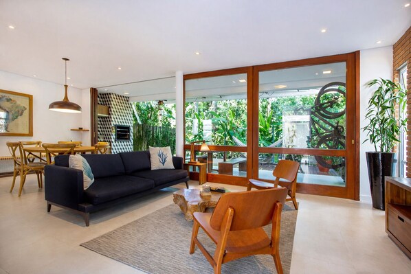 House, Garden View | Living area