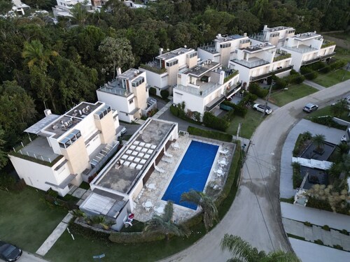 Casa com jacuzzi e rooftop by Wecare