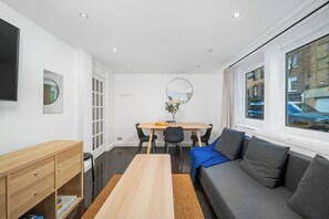 Billede uden beskrivelse, 3 af 40, knap