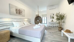 Deluxe Room, Balcony, Sea View | Iron/ironing board, free WiFi - DL Santorini (MONOLITHOS)