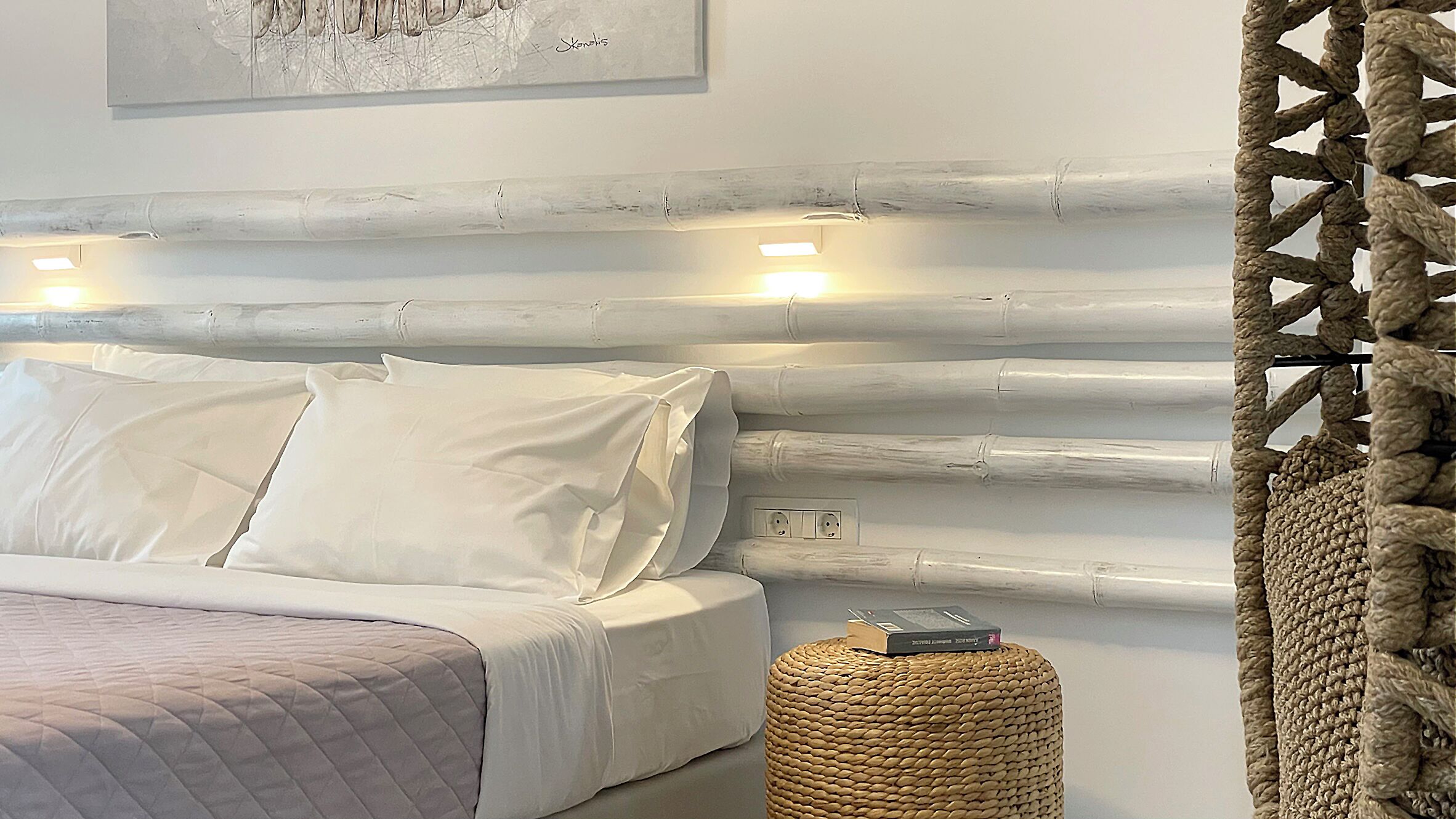 Habitación Deluxe, balcón, vistas al mar | Tabla de planchar con plancha y wifi gratis